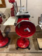 Vleessnijmachine, Ophalen