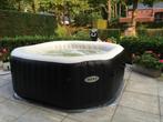 Intex jaccuzi, Tuin en Terras, Ophalen, Zo goed als nieuw, Grondzeil, Opblaasbaar