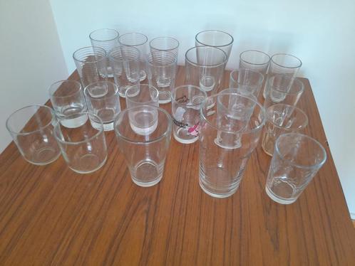 Set van 24 heldere glazen - verschillende maten, Huis en Inrichting, Keuken | Servies, Zo goed als nieuw, Glas of Glazen, Overige stijlen