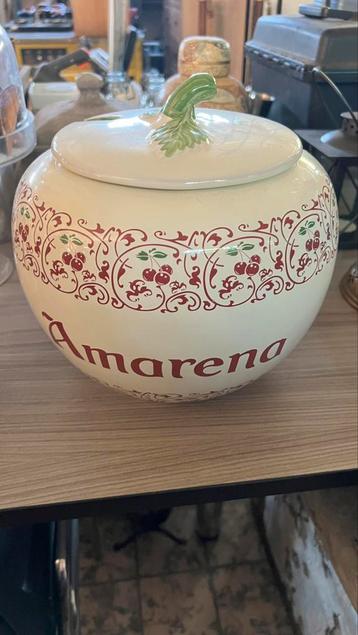 Keramieken “Amarena” Pot – Authentiek Italiaans Design beschikbaar voor biedingen
