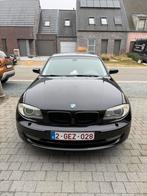 Bmw Benzine 186000 km, Auto's, BMW, Automaat, 1 Reeks, Zwart, 5 deurs