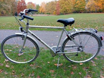 Aluminium herenfiets 28 inch h/7 speed/nieuwe buitenbanden beschikbaar voor biedingen