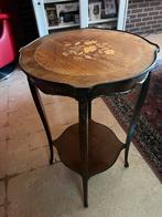 Louis XV stijl bijzettafel met koperen afwerking., Antiek en Kunst, Ophalen