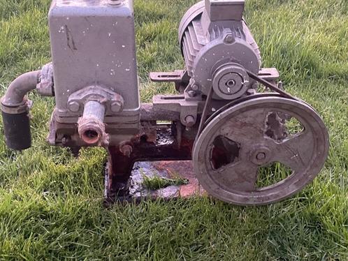 Clasal zuigerpomp, Zakelijke goederen, Machines en Bouw | Pompen en Compressoren, Ophalen