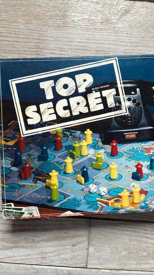 Gezelschapsspel Top Secret, Hobby en Vrije tijd, Gezelschapsspellen | Bordspellen, Gebruikt, Een of twee spelers, Drie of vier spelers