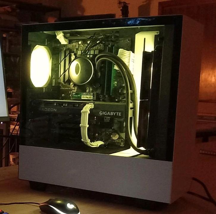 Sterke NZXT Gaming PC 13th gen 32GB RX 6650XT met AIO, Computers en Software, Desktop Pc's, Zo goed als nieuw, 4 Ghz of meer, SSD