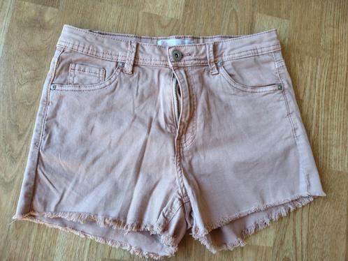 Shortje van toxic, Kleding | Dames, Broeken en Pantalons, Beige, Verzenden