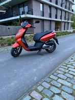 scooter Peugeot klasse a, Ophalen of Verzenden, Zo goed als nieuw