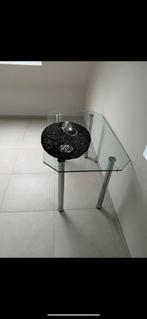 Mooi moderne keuken tafel of bureel, Huis en Inrichting, Tafels | Bijzettafels, Ophalen, Zo goed als nieuw