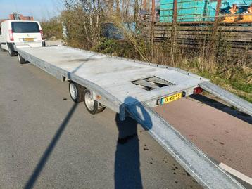 AUTOTRANSPORTER Autoambulance schamelwagen 8 bij 2 beschikbaar voor biedingen