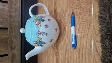  Ulster Weavers Amelia bone China  beschikbaar voor biedingen