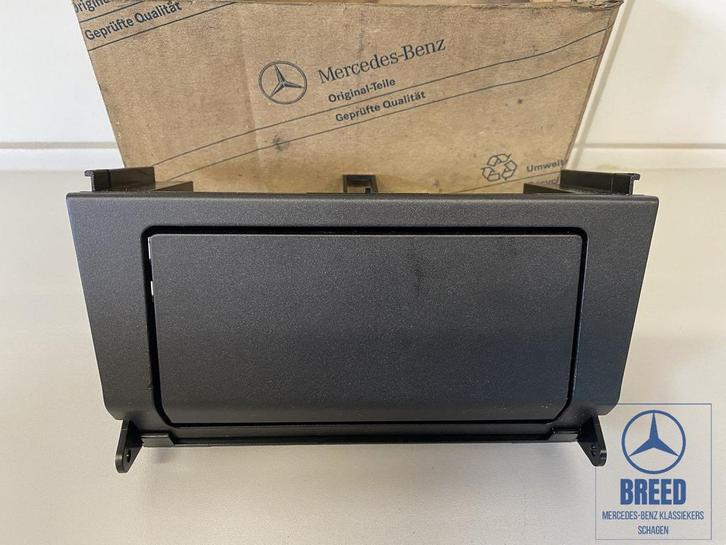 NOS asbak voor Mercedes-Benz W202 classic / esprit, Auto-onderdelen, Interieur en Bekleding, Mercedes-Benz, Nieuw, Ophalen of Verzenden