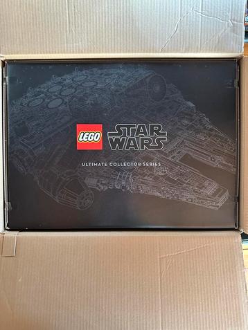 LEGO - UCS MILLENNIUMVALK  beschikbaar voor biedingen