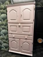 Klepkast op wieltjes, licht roze. 100x45x190cm, Huis en Inrichting, Kasten | Overige, Ophalen, Zo goed als nieuw