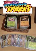 Pokémon – Surging Sparks collectie (Holo’s/Reverse/Common), Ophalen of Verzenden, Nieuw, Meerdere kaarten, Foil