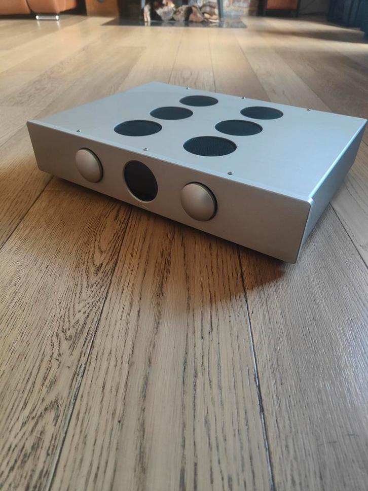 Cairn 4808A versterker, Audio, Tv en Foto, Cd-spelers, Zo goed als nieuw, Wisselaar, Ophalen