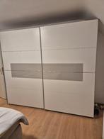 Grote kledingkast met dubbele kledingkast en planken, Ophalen, Gebruikt