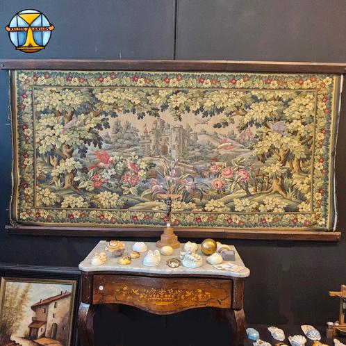Zeer grote wand gobelin romantisch kasteel, bloemen 209x108, Antiek en Kunst, Antiek | Tapijten, Tafelkleden en Textiel, Ophalen of Verzenden