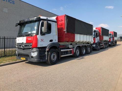 containers in 2 kleuren, Zakelijke goederen, Machines en Bouw | Keten en Containers