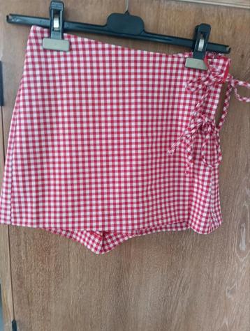 short rokje met overslag M/xs beschikbaar voor biedingen