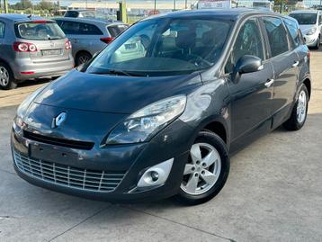 Renault Scenic tce 1.4 benzine 131 pk 