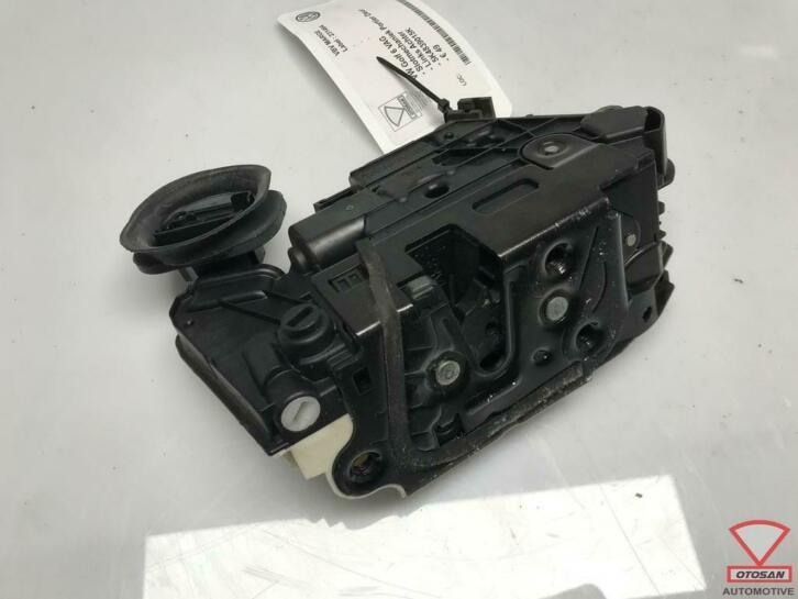 vw golf 6 vag slotmechaniek portier links achter 5k4839015k, Auto-onderdelen, Carrosserie, Volkswagen, Achter, Links, Gebruikt