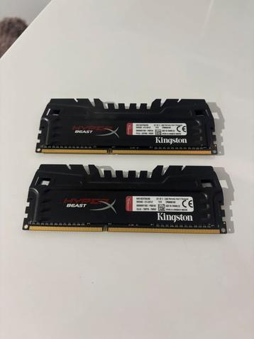 2 DDR3 RAM-sticks van 8 GB (2x4 GB), 1600 MHz beschikbaar voor biedingen