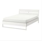 Prachtig nieuw wit houten bed van 140 cm x 200 cm met matras, Huis en Inrichting, Slaapkamer | Bedden, Ophalen, Zo goed als nieuw