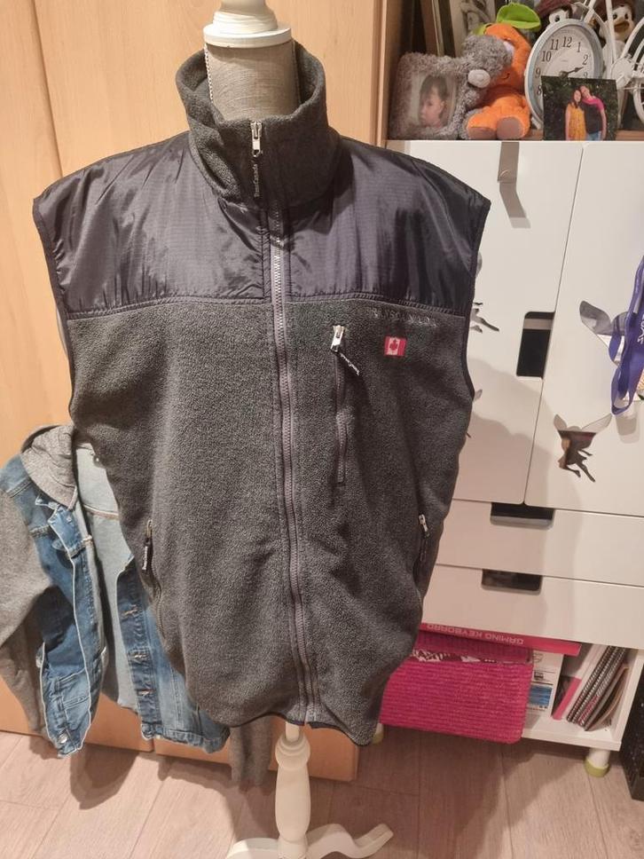 In super staat winter jas zonder mouwen! Merk: Trans Canada, Kleding | Heren, Bodywarmers, Zo goed als nieuw, Ophalen of Verzenden