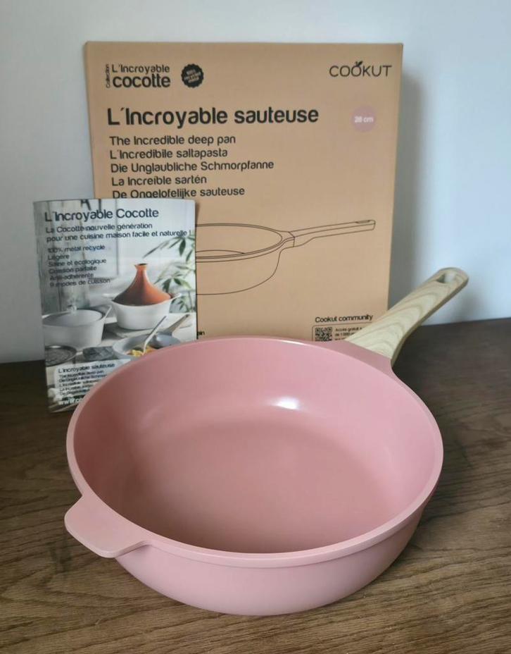 Nieuwe sauteerpan van 28 cm L'Incredible Cocotte Cookut, Huis en Inrichting, Keuken | Potten en Pannen, Nieuw, Ophalen of Verzenden