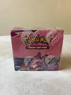 Fusion strike booster box, Hobby en Vrije tijd, Verzamelkaartspellen | Pokémon, Ophalen of Verzenden, Zo goed als nieuw, Booster