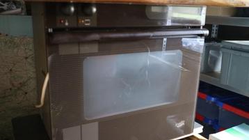 INGEBOUWDE OVEN beschikbaar voor biedingen