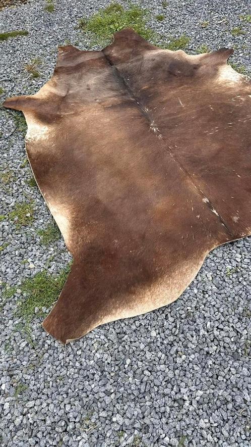Peau vache vintage, Huis en Inrichting, Stoffering | Tapijten en Vloerkleden, Zo goed als nieuw, Bruin, Ophalen of Verzenden