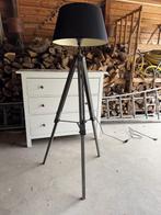 Vloerlamp, Huis en Inrichting, Lampen | Vloerlampen, Ophalen, Gebruikt, Hout, 100 tot 150 cm