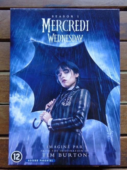 )))  Mercredi  //  Saison 1  (((, Cd's en Dvd's, Dvd's | Tv en Series, Zo goed als nieuw, Actie en Avontuur, Vanaf 12 jaar, Ophalen of Verzenden