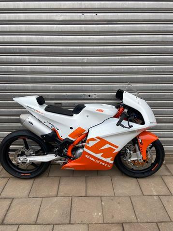 ktm rc4r  250cc  beschikbaar voor biedingen