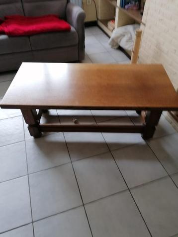 salontafel, schilderijen te koop beschikbaar voor biedingen