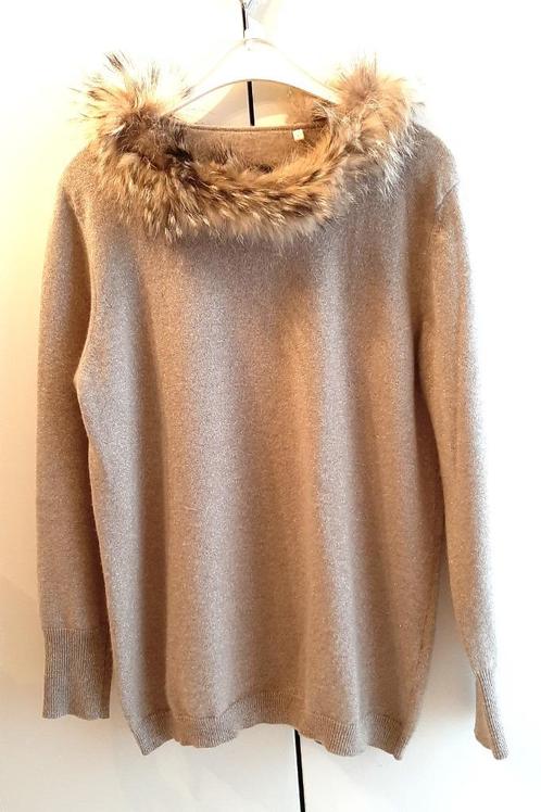 Te koop: Mooie beige pull met glitter en pelsen kraag., Vêtements | Femmes, Pulls & Gilets, Comme neuf, Taille 42/44 (L), Beige