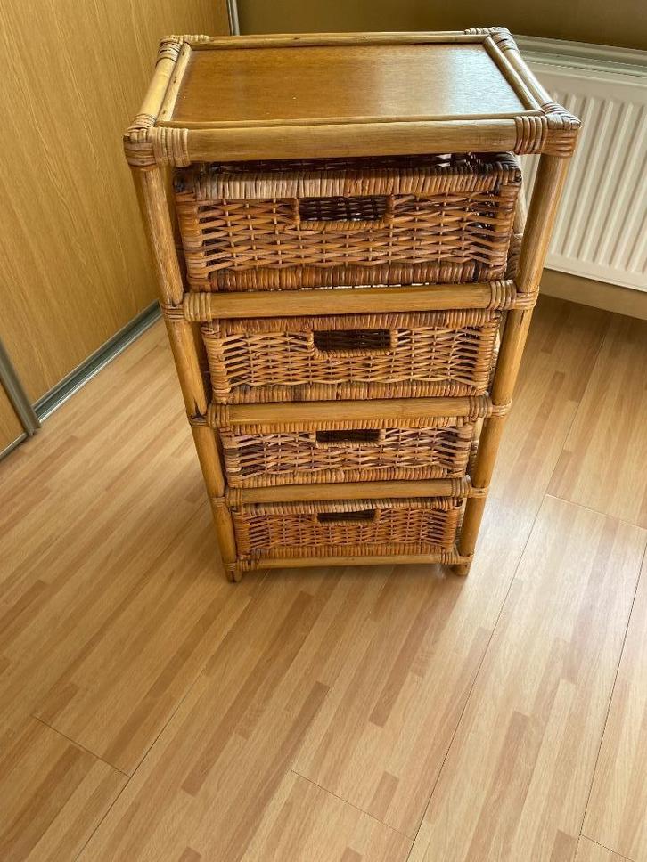 4 laden kastje, Huis en Inrichting, Kasten | Ladekasten, Zo goed als nieuw, Minder dan 100 cm, Minder dan 50 cm, 25 tot 50 cm