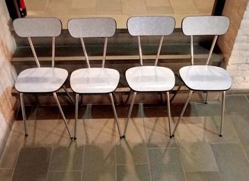 Vier Vintage Formica Stoelen beschikbaar voor biedingen