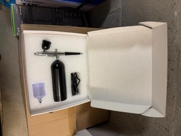 Airbrush beschikbaar voor biedingen