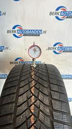4x Goodyear Ultragrip 235/40 R18 95V 235/40/18 2354018 (prij, Auto-onderdelen, Banden en Velgen, 18 inch, Gebruikt, 235 mm, Band(en)
