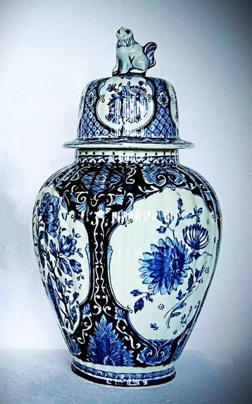 Vase à couvercle bleu Delft - parfait état - à récupérer disponible aux enchères