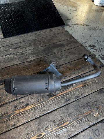 Piaggio 2 takt uitlaat beschikbaar voor biedingen