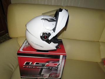 MOTORHELM VOOR DAMES beschikbaar voor biedingen