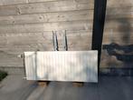 radiator 125 x 50 x 6cm. compleet met beugels en kraan, Doe-het-zelf en Bouw, Ophalen of Verzenden, Gebruikt