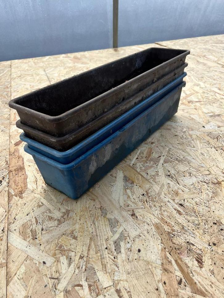 bloembakken 60 cm, Tuin en Terras, Bloembakken en Plantenbakken, Gebruikt, Kunststof, Binnen, Balkon, Tuin, Minder dan 30 cm, 60 tot 100 cm