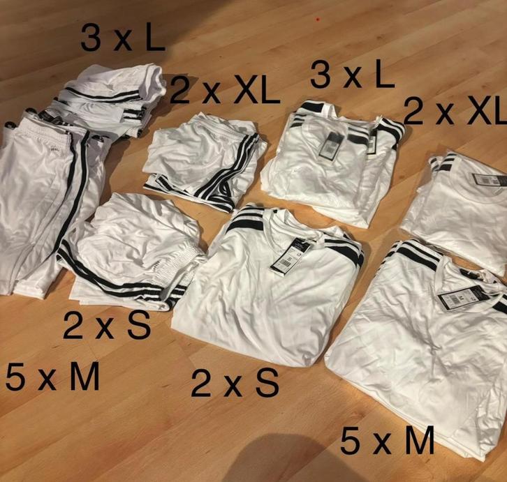 Adidas Squadra 21 – 12 voetbaltenues (nieuw), Sport en Fitness, Voetbal, Nieuw, Set, Ophalen