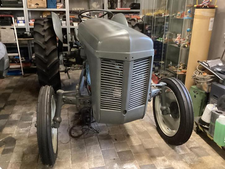 Tef 20 traktor, Articles professionnels, Agriculture | Tracteurs, Massey Ferguson, Oldtimer/Ancêtre, Enlèvement