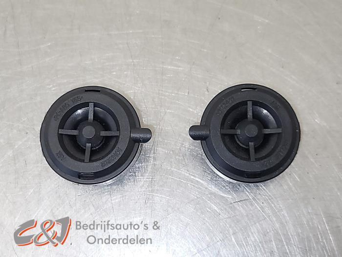 Tweeter van een Mercedes V-Klasse, Auto-onderdelen, Elektronica en Kabels, Mercedes-Benz, Gebruikt, 3 maanden garantie, Ophalen of Verzenden